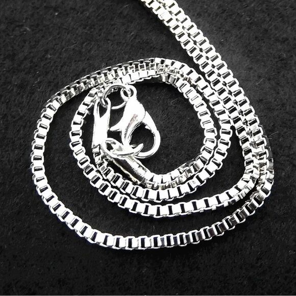 Rhinestone AB Crystal Dragonfly Pendant Sweater Necklace NWOT - Picture 3 of 3